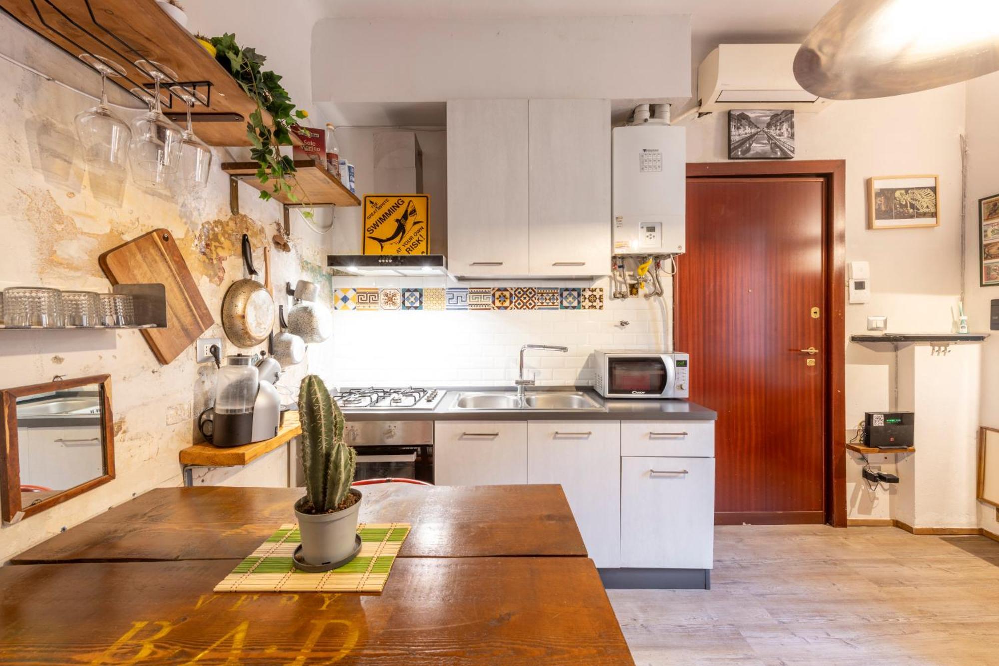 Bessy House, Near Fondazione Prada Apartment Milan Bagian luar foto